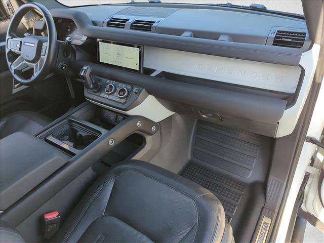 Used 2022 Land Rover Defender 110 X-Dynamic SE AWD/4WD image 22