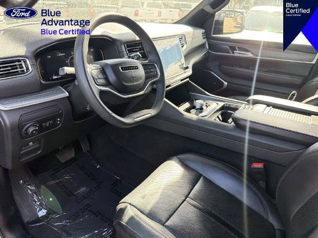 Used 2024 Jeep Wagoneer Series II AWD/4WD image 16