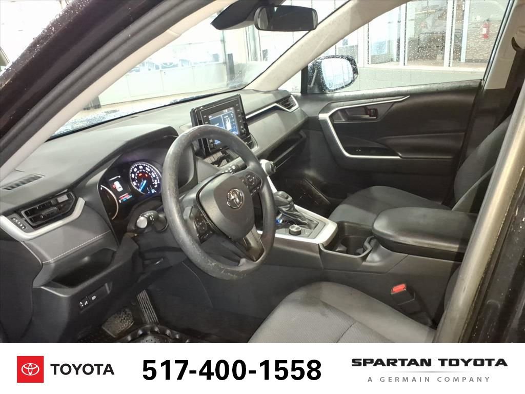 Used 2019 Toyota RAV4 LE w/ Carpet Mat Package image 13