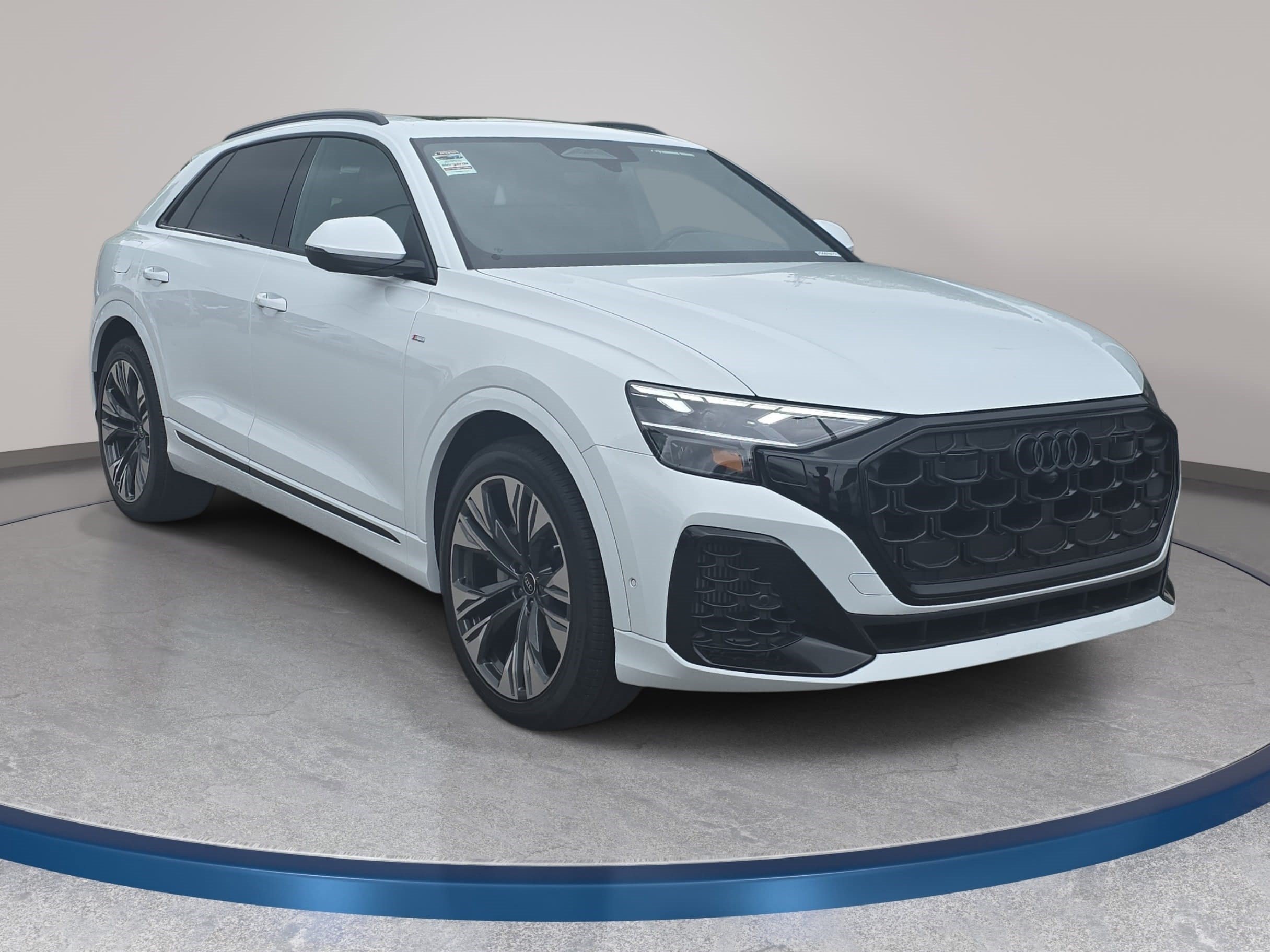 New 2027 Audi Q8 Premium Plus AWD/4WD image 3