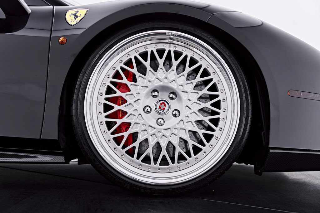 Used 2018 Ferrari 488 Spider RWD image 46