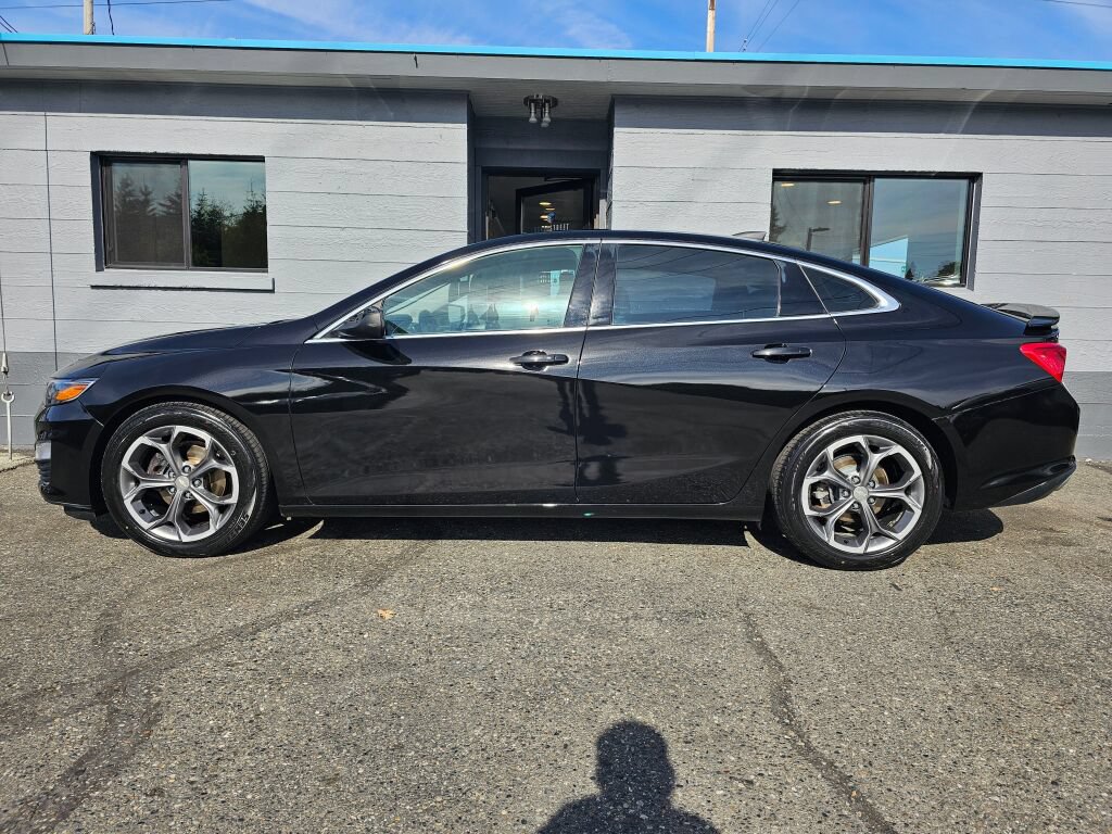 Used 2019 Chevrolet Malibu RS FWD image 2