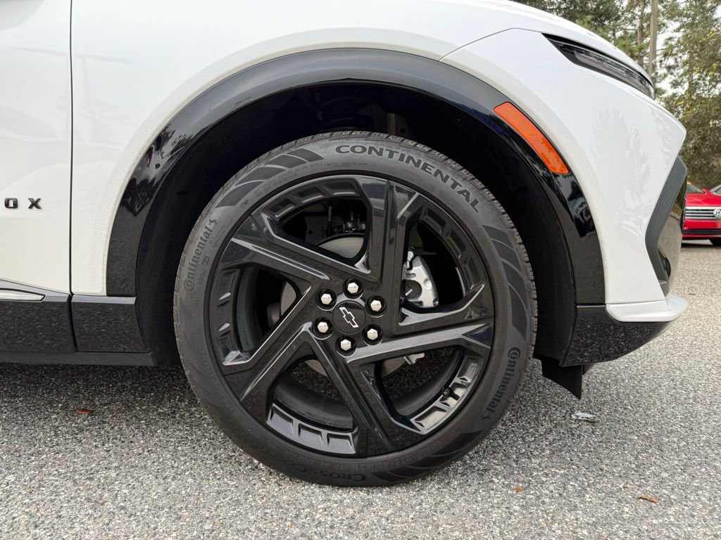 Used 2025 Chevrolet Equinox EV RS image 5