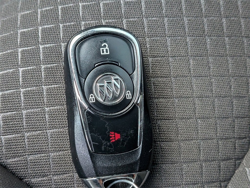 Used 2019 Buick Encore Preferred image 32