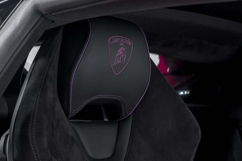 Used 2023 Lamborghini Huracan Tecnica RWD image 36