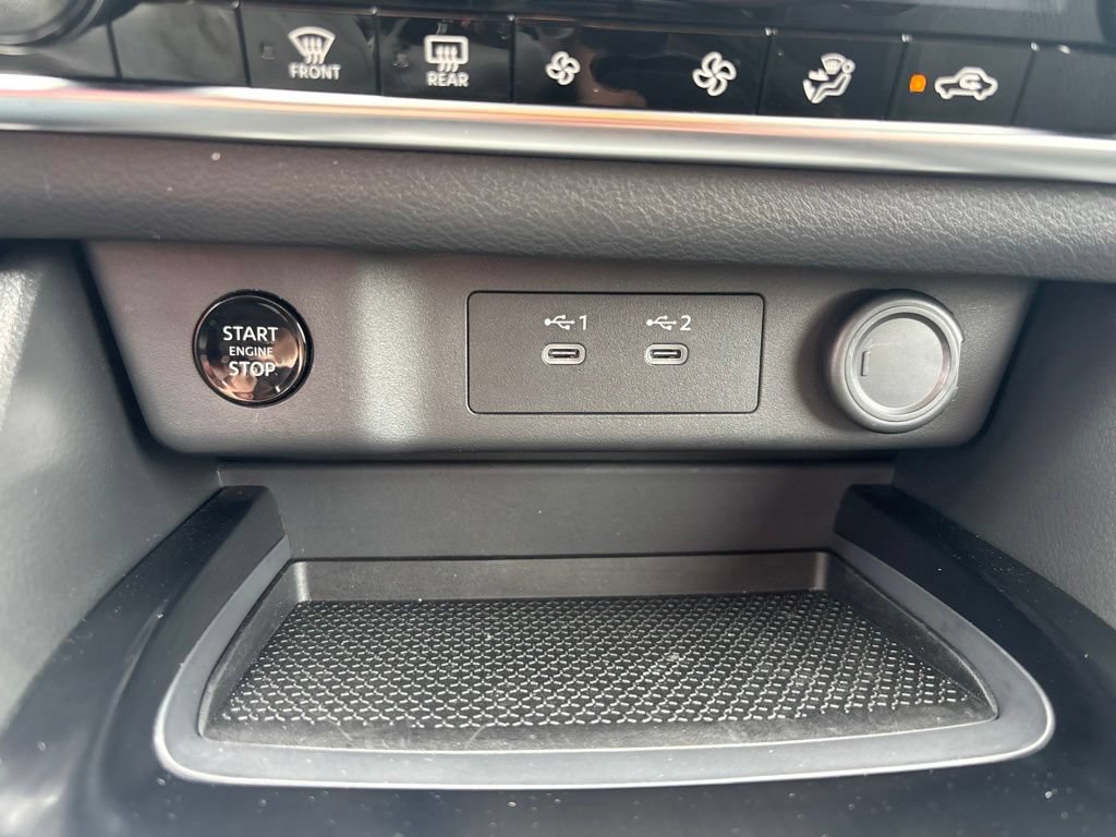 Certified 2026 Nissan Rogue SV AWD/4WD image 22