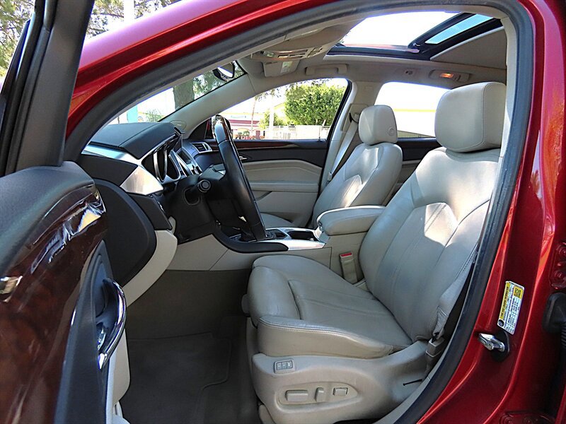 Used 2011 Cadillac SRX Luxury FWD image 11