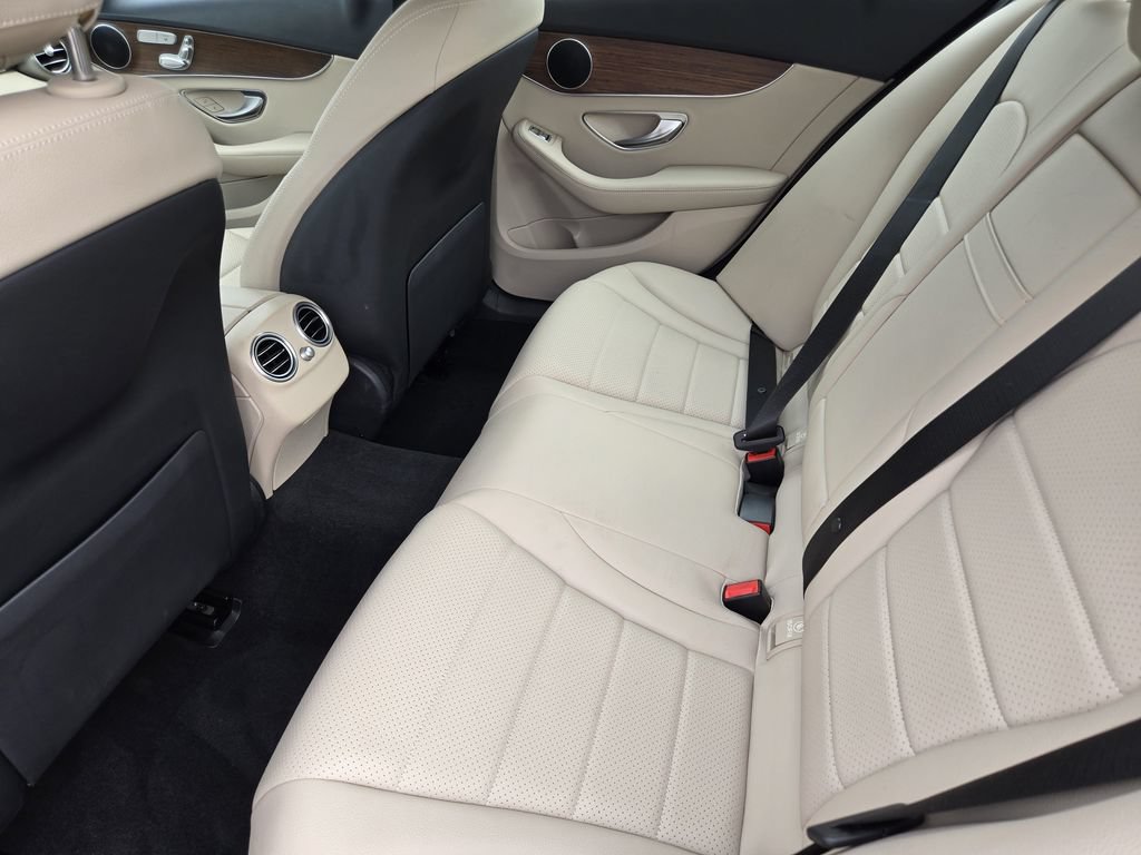 Used 2019 Mercedes-Benz C 300 4MATIC Sedan image 30
