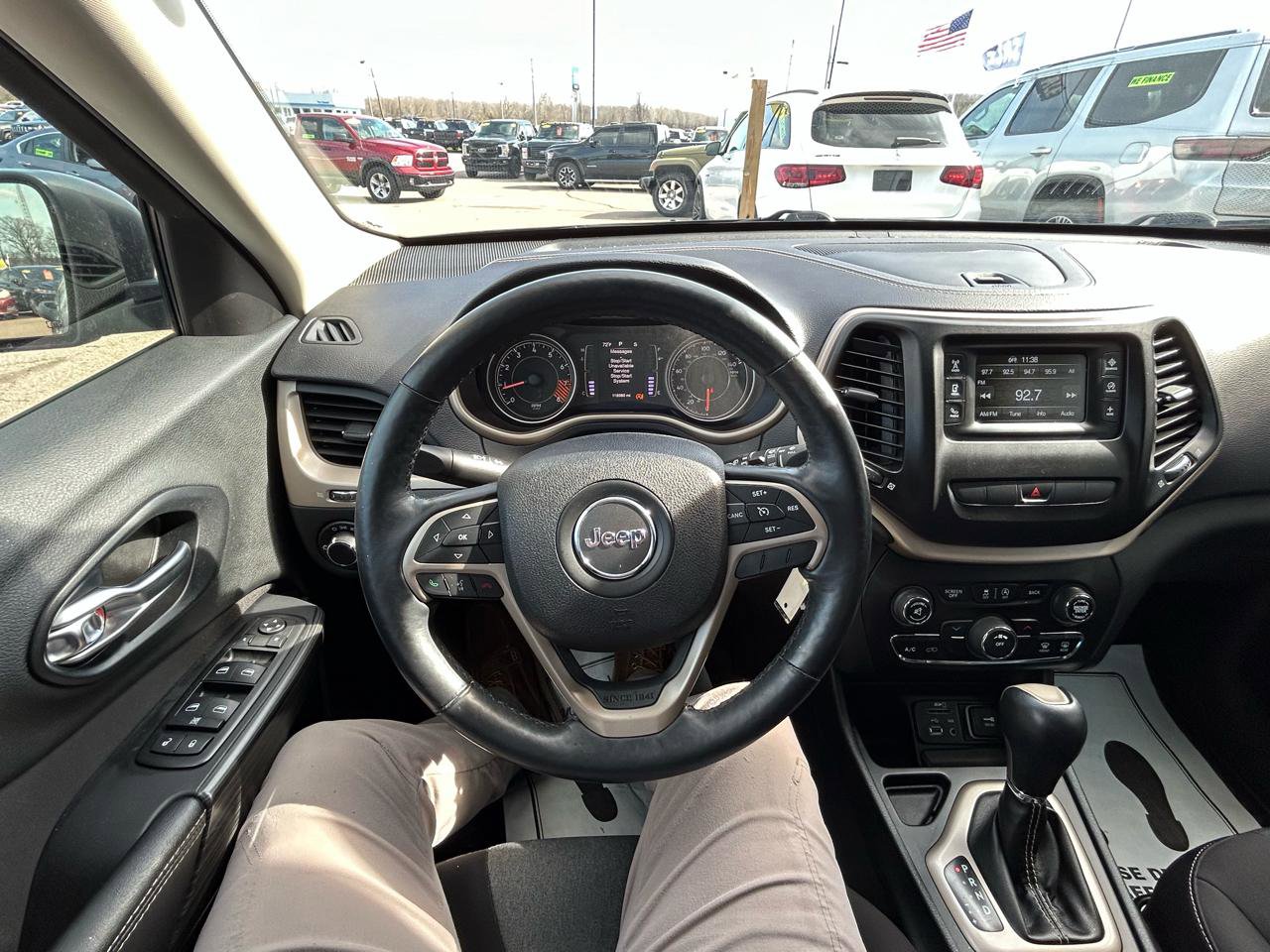 Used 2015 Jeep Cherokee Sport w/ Cold Weather Group image 29