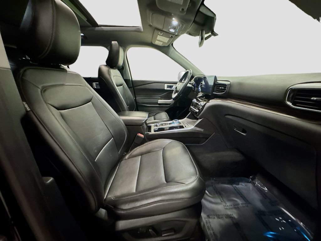 Used 2021 Ford Explorer Limited w/ Equipment Group 301A image 39