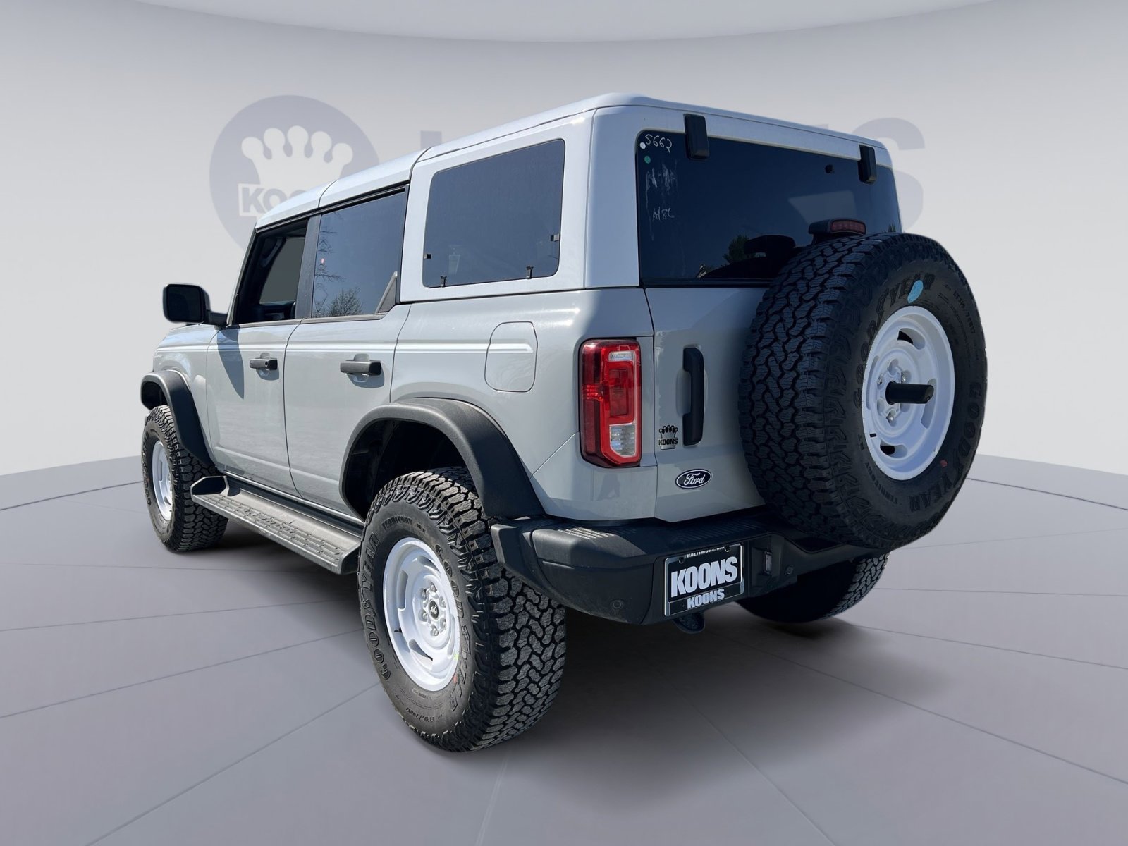 New 2026 Ford Bronco Heritage Edition image 4