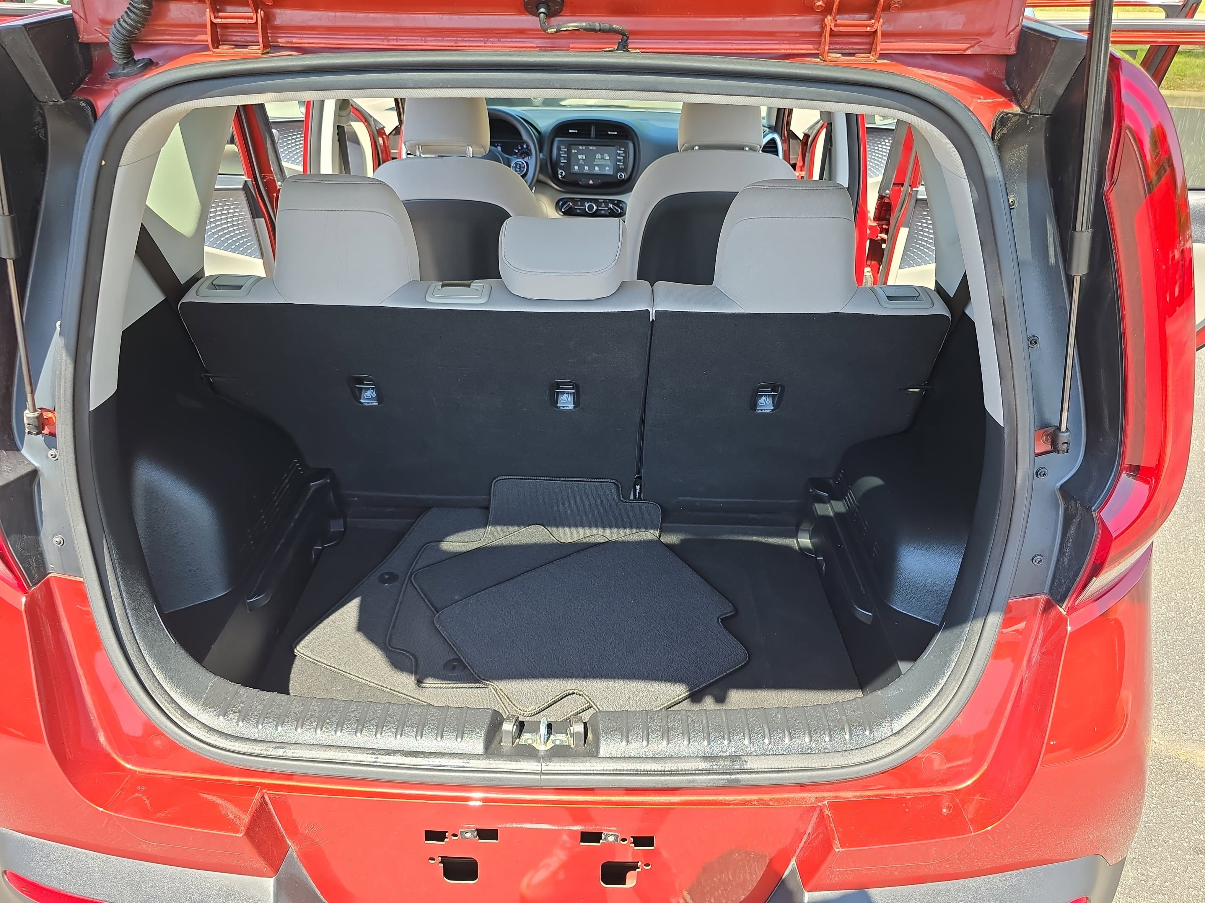 Used 2021 Kia Soul S FWD image 13