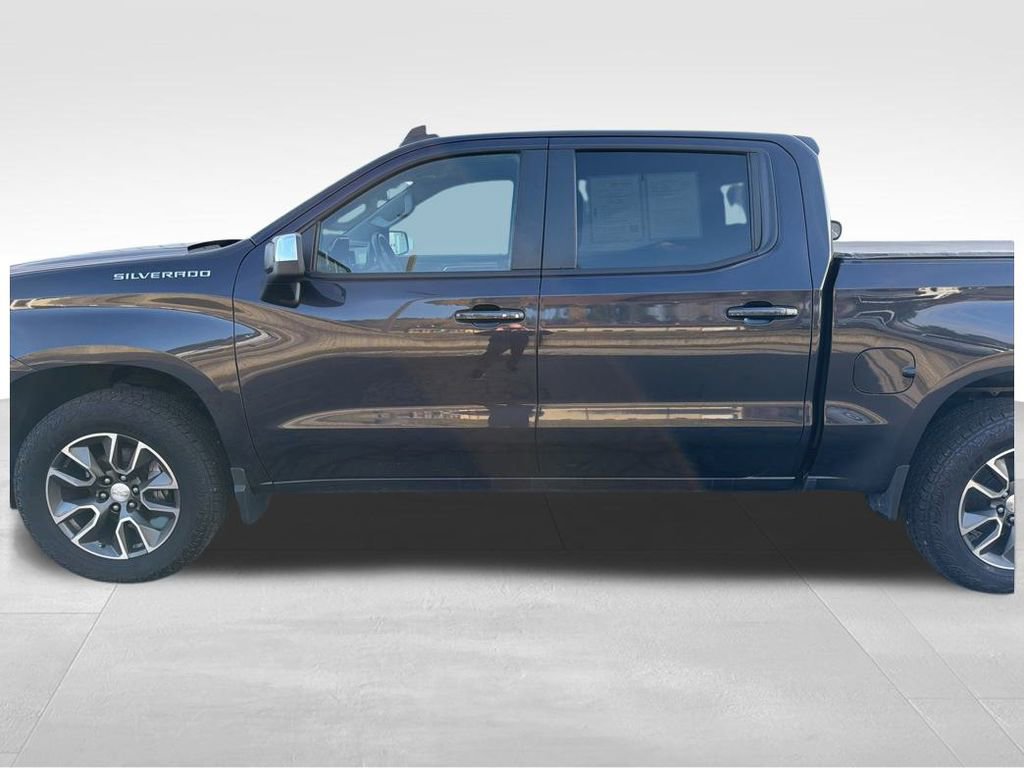 Used 2022 Chevrolet Silverado 1500 LT image 2