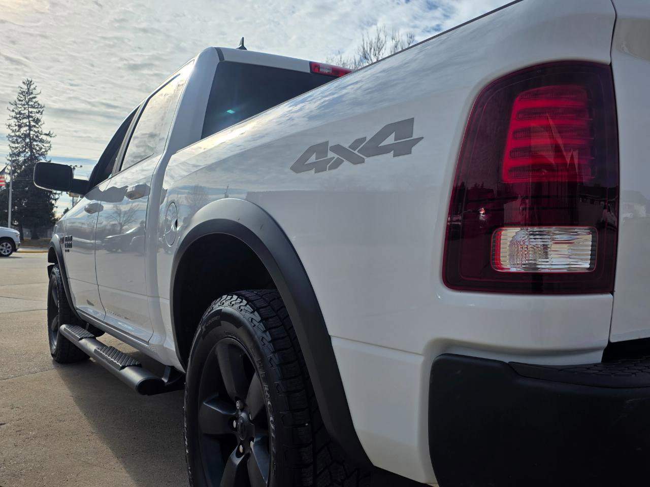 Used 2019 RAM 1500 Classic Warlock image 15