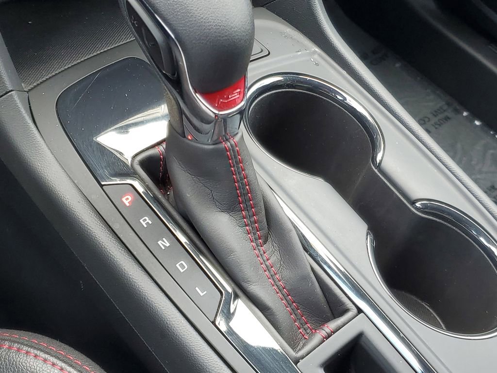 Used 2022 Chevrolet Equinox RS w/ RS Leather Package image 24