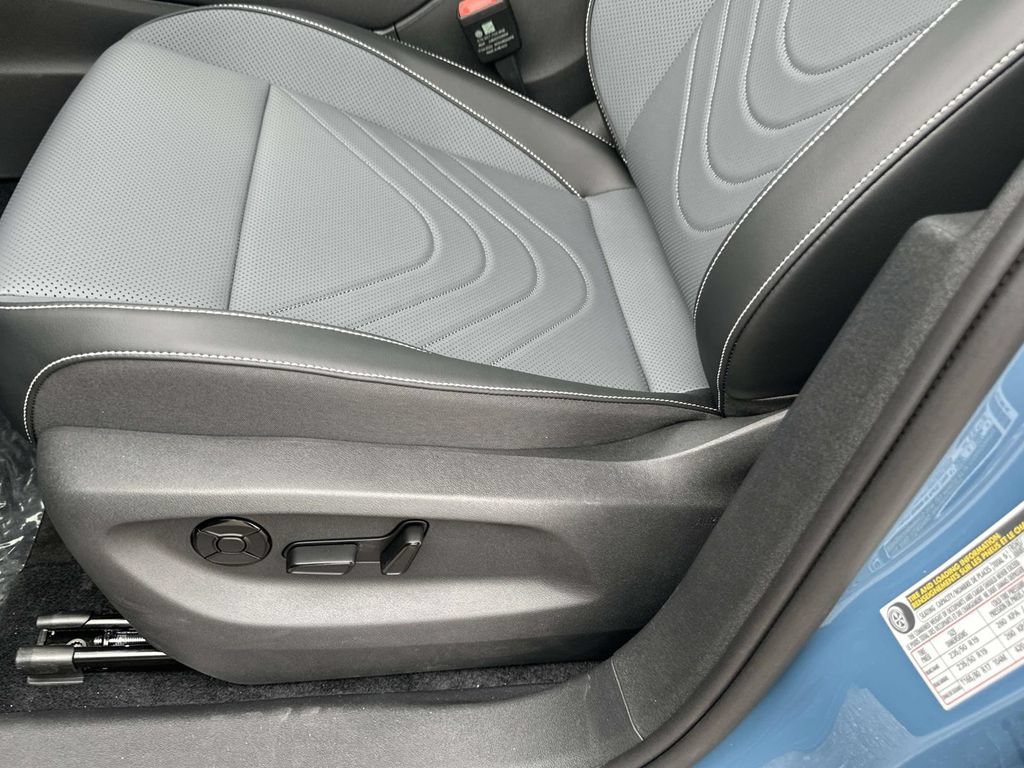 New 2026 Volkswagen Tiguan SE AWD/4WD image 14