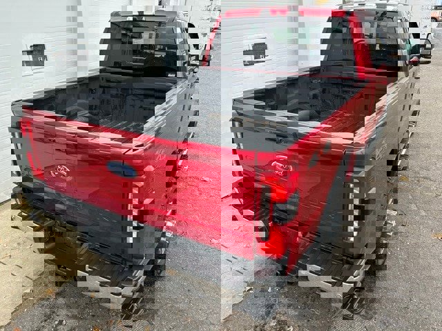 Certified 2023 Ford F250 Lariat image 5