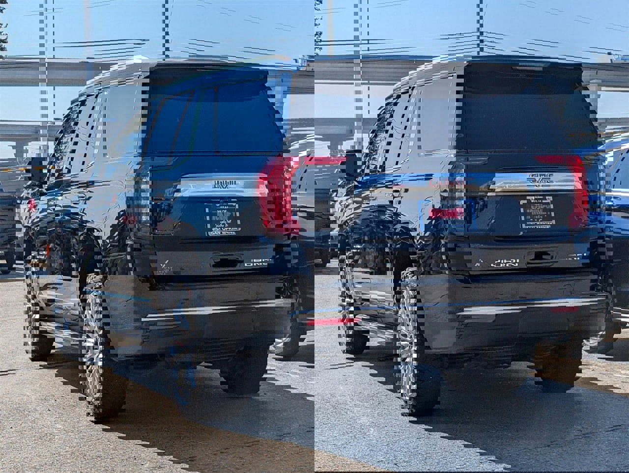 Used 2024 GMC Yukon Denali w/ Max Trailering Package image 4