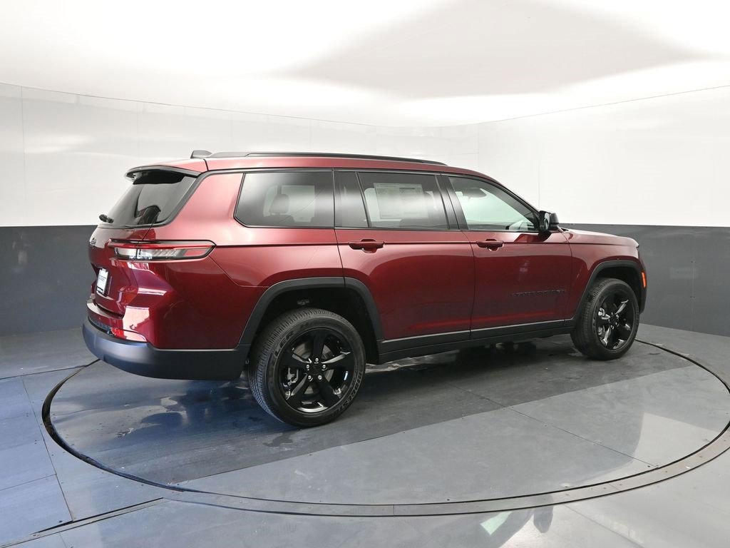 New 2025 Jeep Grand Cherokee L Altitude image 15