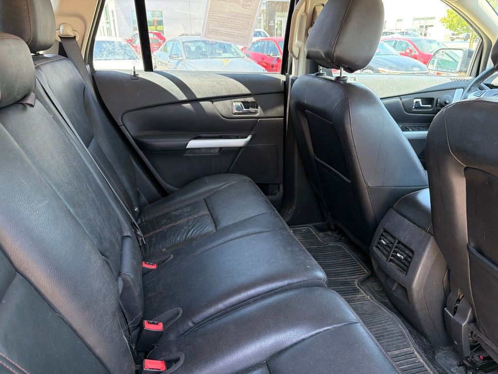 Used 2014 Ford Edge SEL w/ Equipment Group 205A AWD/4WD image 12