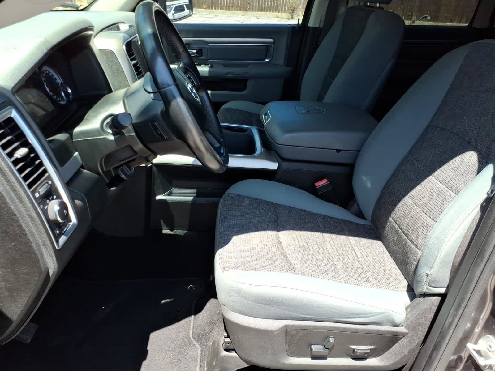 Used 2019 RAM 1500 Lone Star AWD/4WD image 22
