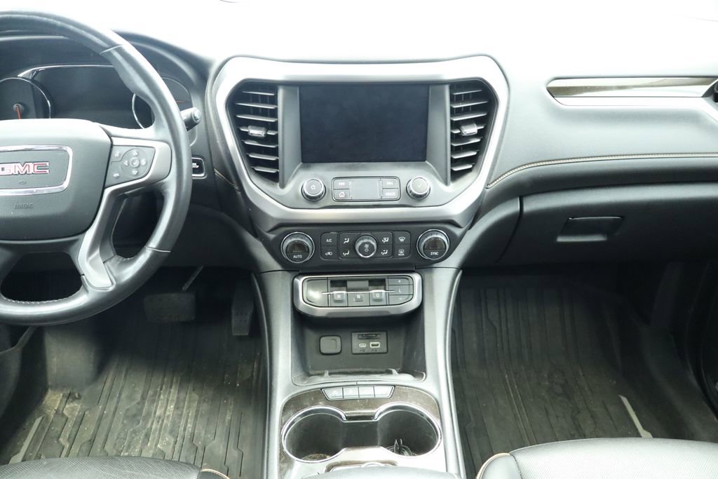 Used 2022 GMC Acadia AT4 w/ Technology Package AWD/4WD image 29
