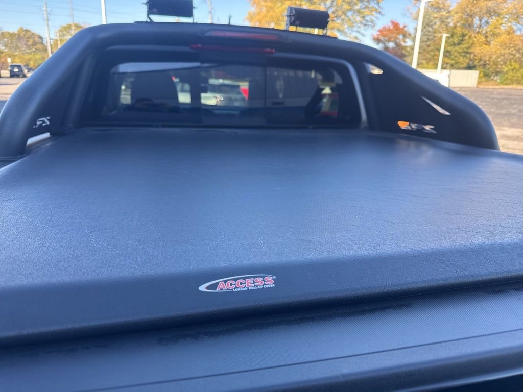 Used 2022 Chevrolet Colorado ZR2 w/ ZR2 Midnight Special Edition image 10