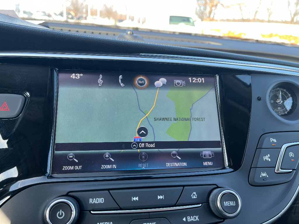 Used 2020 Buick Envision Premium w/ Driver Confidence Package image 30