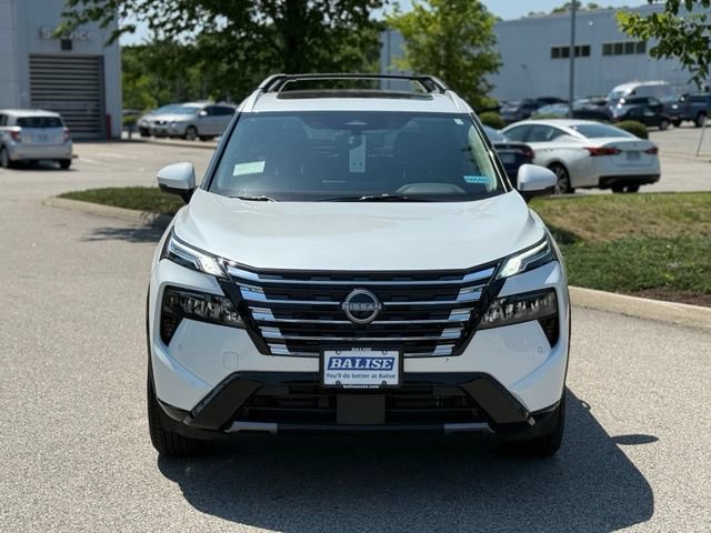 Used 2026 Nissan Rogue Platinum AWD/4WD image 2