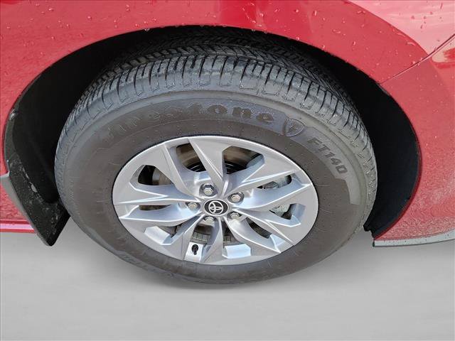 Used 2026 Toyota Sienna XLE AWD/4WD image 10