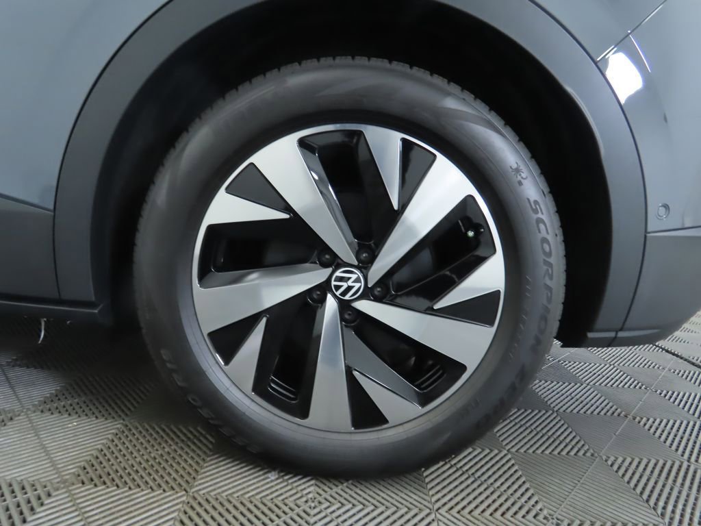 New 2026 Volkswagen ID.4 Pro image 32