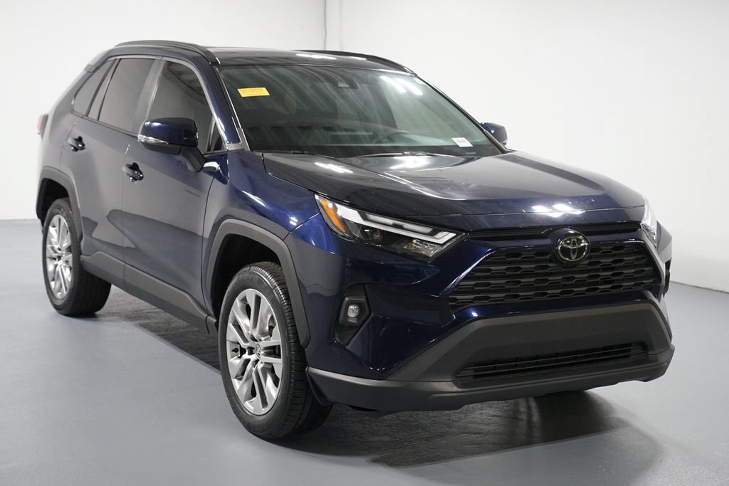 Used 2023 Toyota RAV4 XLE Premium AWD/4WD image 3