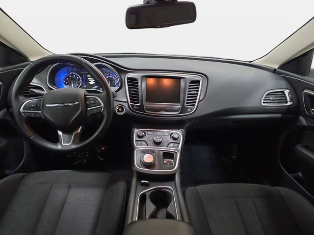 Used 2016 Chrysler 200 Limited w/ Convenience Group image 10