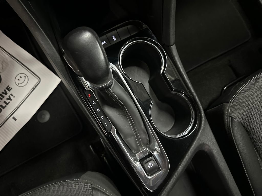 Used 2022 Buick Encore GX Preferred w/ Cold Weather Comfort Package image 26