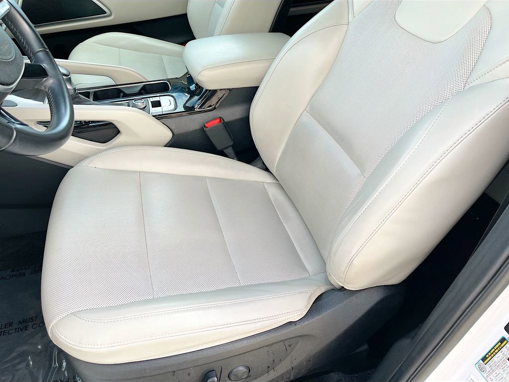 Used 2022 Kia Telluride S image 19