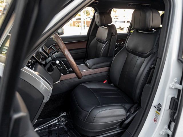 Used 2023 Land Rover Range Rover SE AWD/4WD image 13
