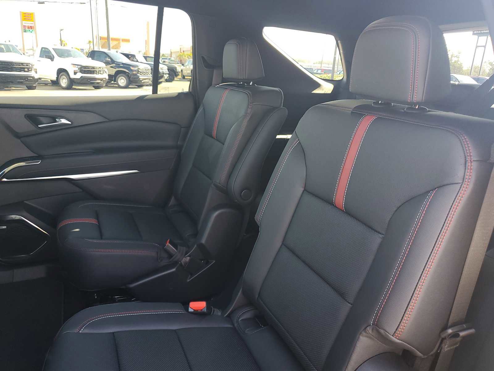 New 2026 Chevrolet Traverse RS image 14