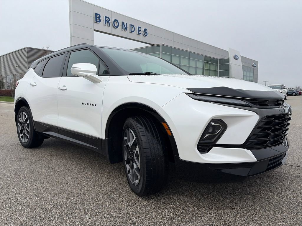 Used 2024 Chevrolet Blazer RS w/ Driver Confidence II Package image 1