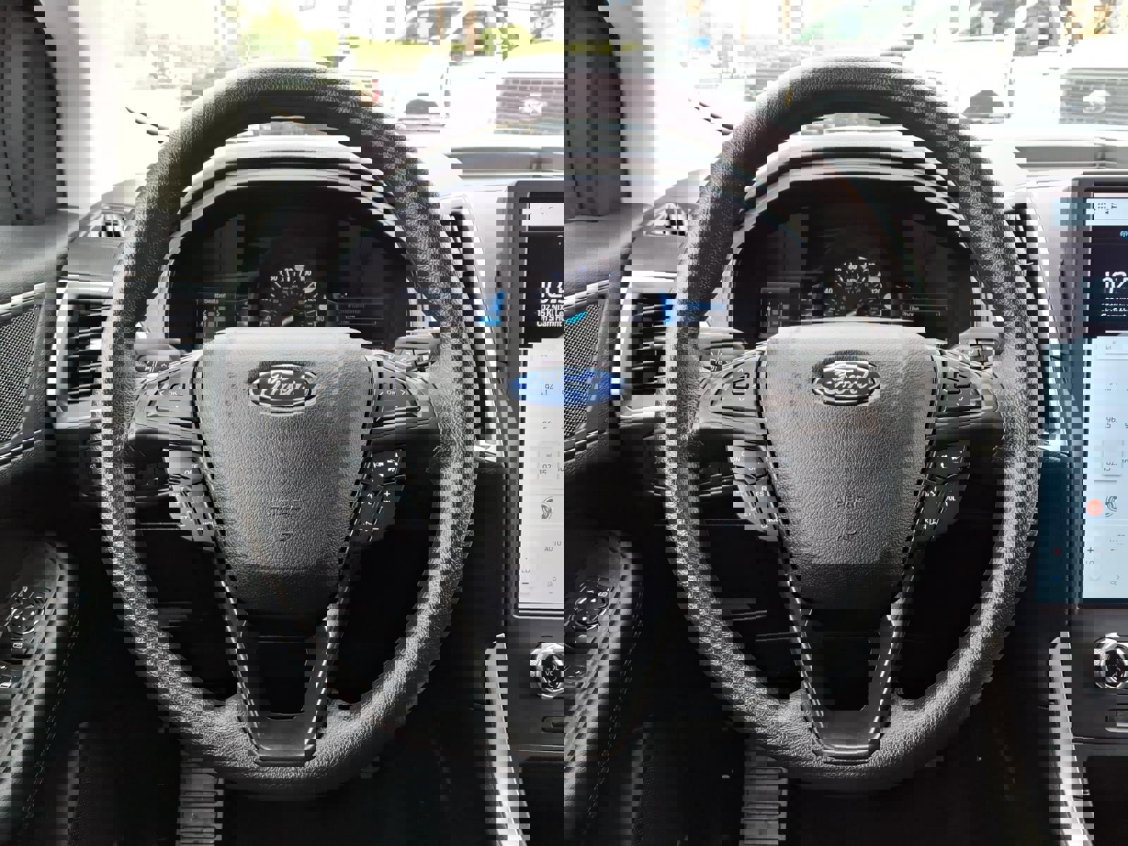 Certified 2022 Ford Edge SE w/ Black Appearance Package image 19