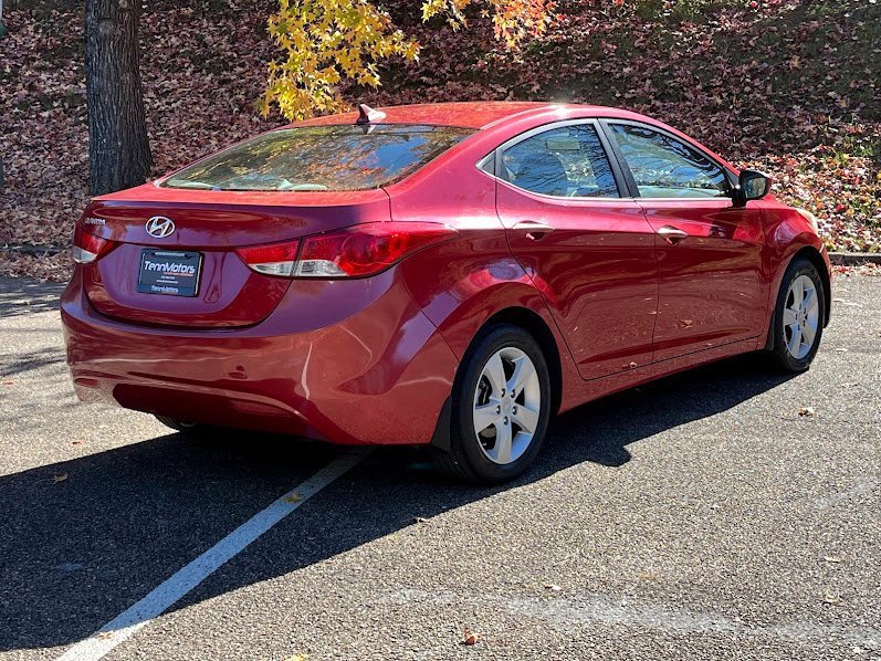 Used 2013 Hyundai Elantra GLS w/ Preferred Pkg image 21