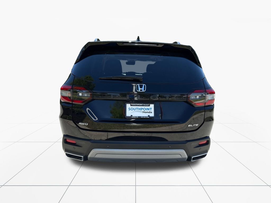 Used 2023 Honda Pilot Elite image 6