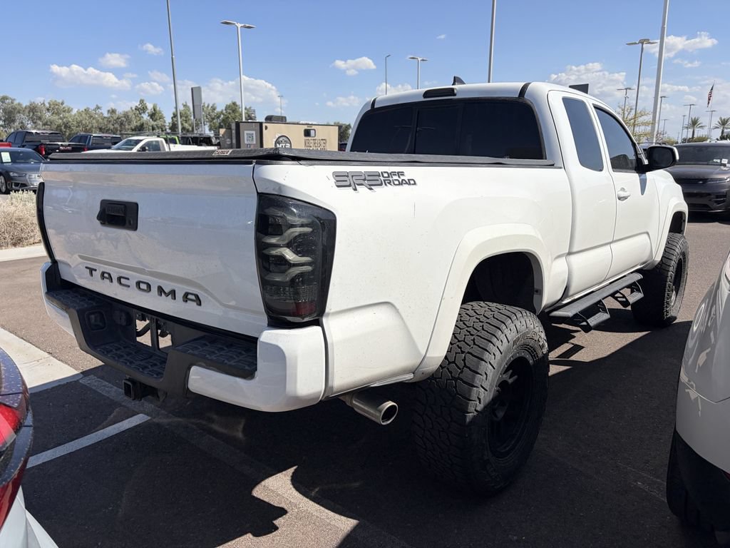 Used 2019 Toyota Tacoma SR5 RWD image 10