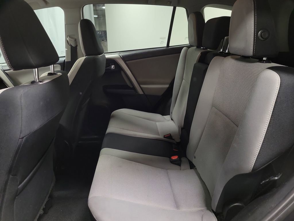 Used 2016 Toyota RAV4 XLE image 19