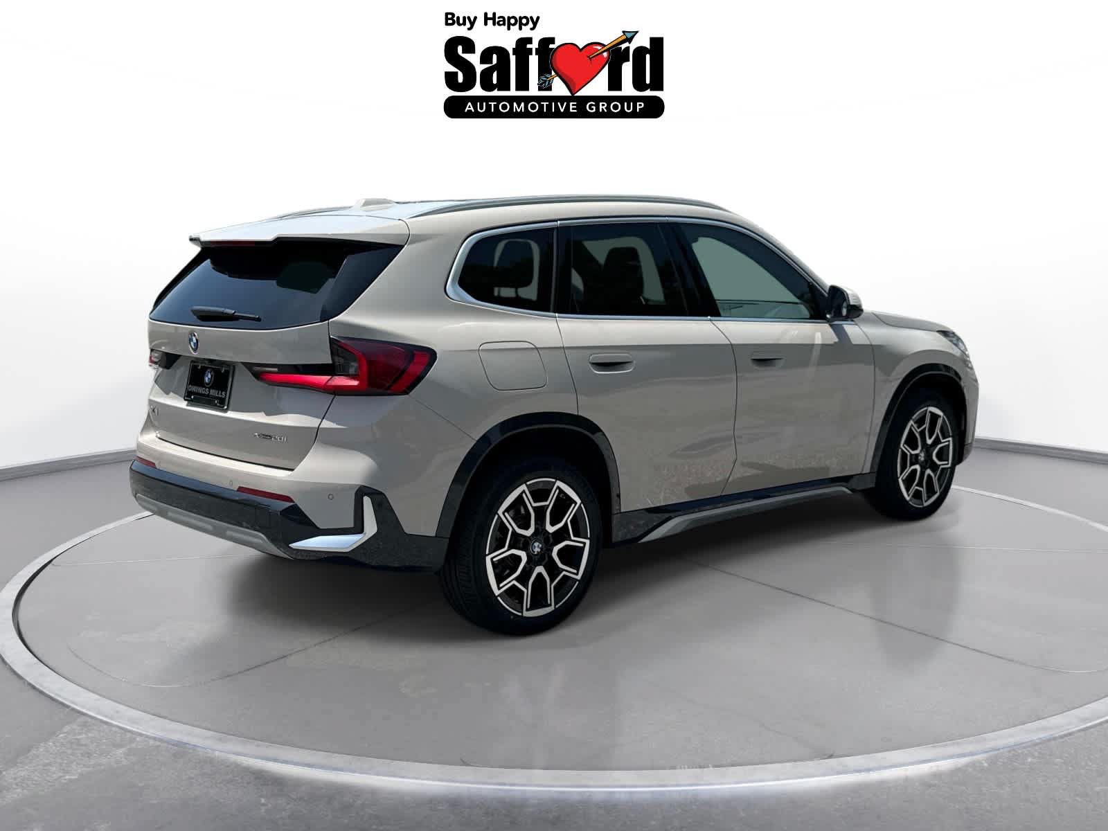Used 2026 BMW X1 xDrive28i AWD/4WD image 9