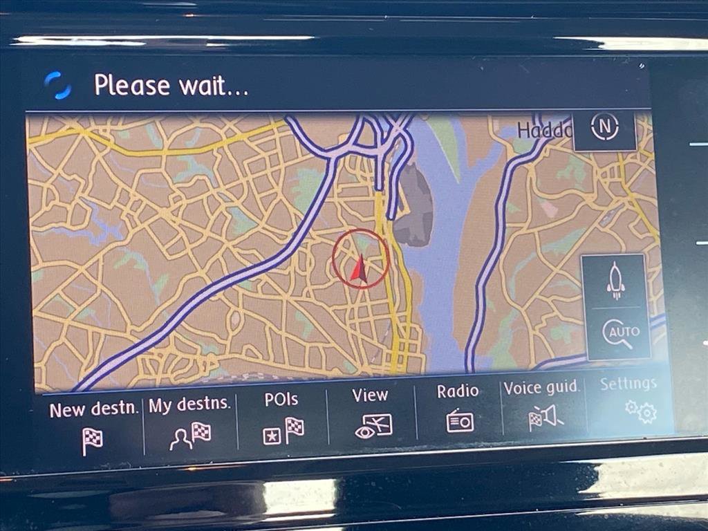 Used 2020 Volkswagen Passat 2.0T SEL image 15