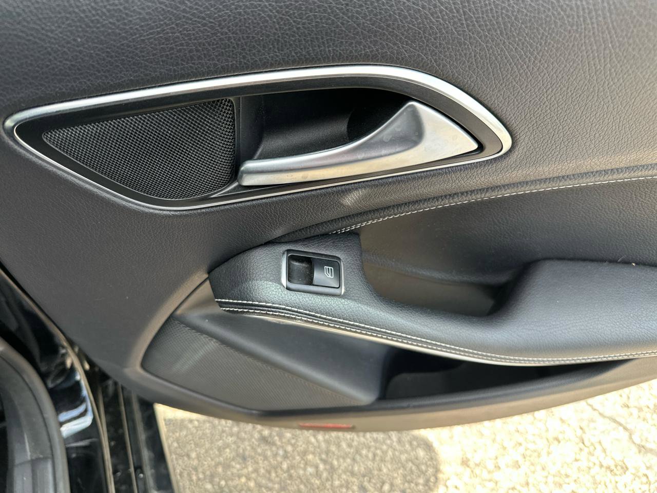 Used 2014 Mercedes-Benz CLA 250 image 21