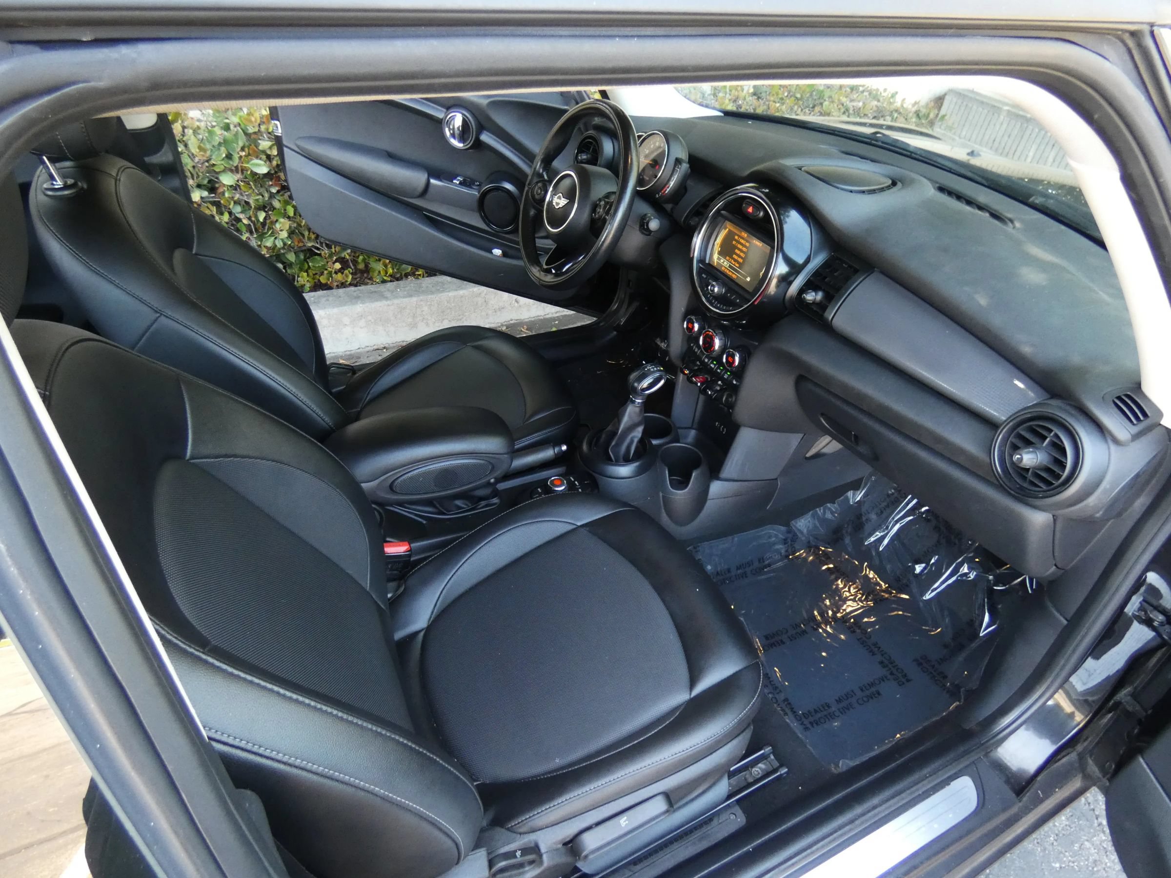 Used 2018 MINI Cooper 2-Door Hardtop FWD image 26