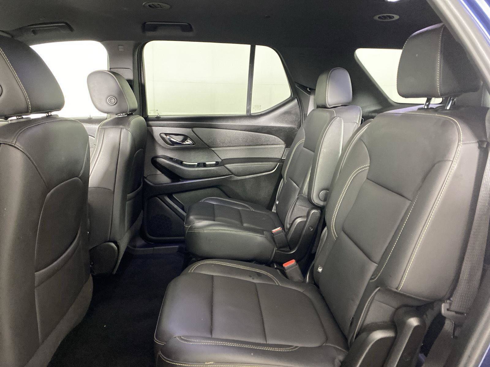 Used 2023 Chevrolet Traverse LT AWD/4WD image 13