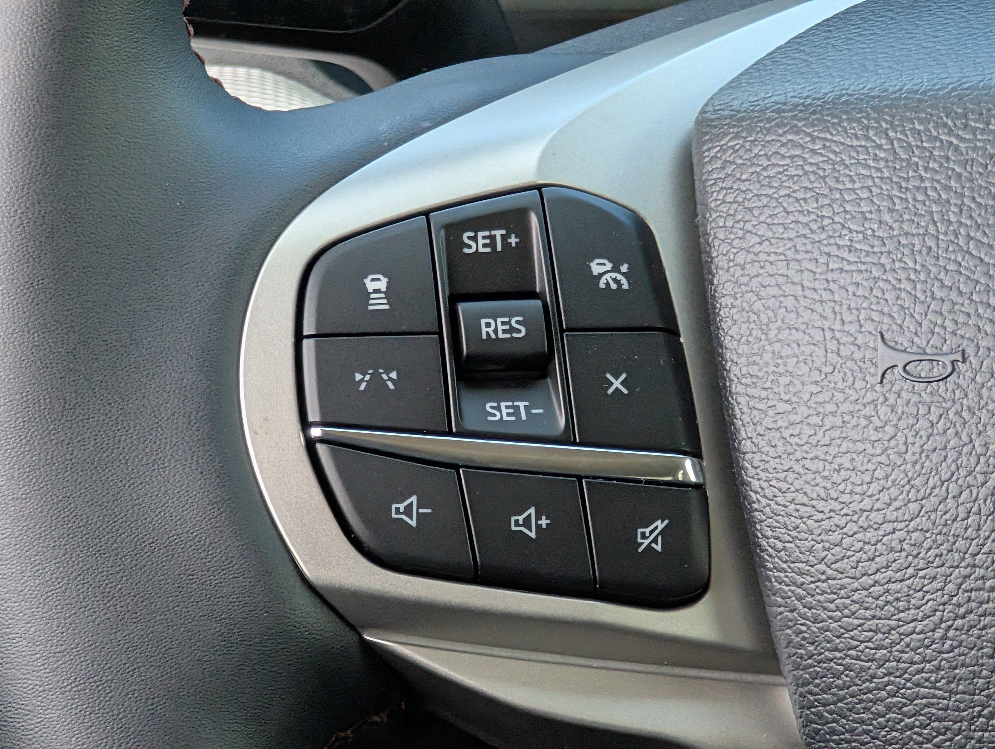 New 2026 Ford Explorer Active image 13