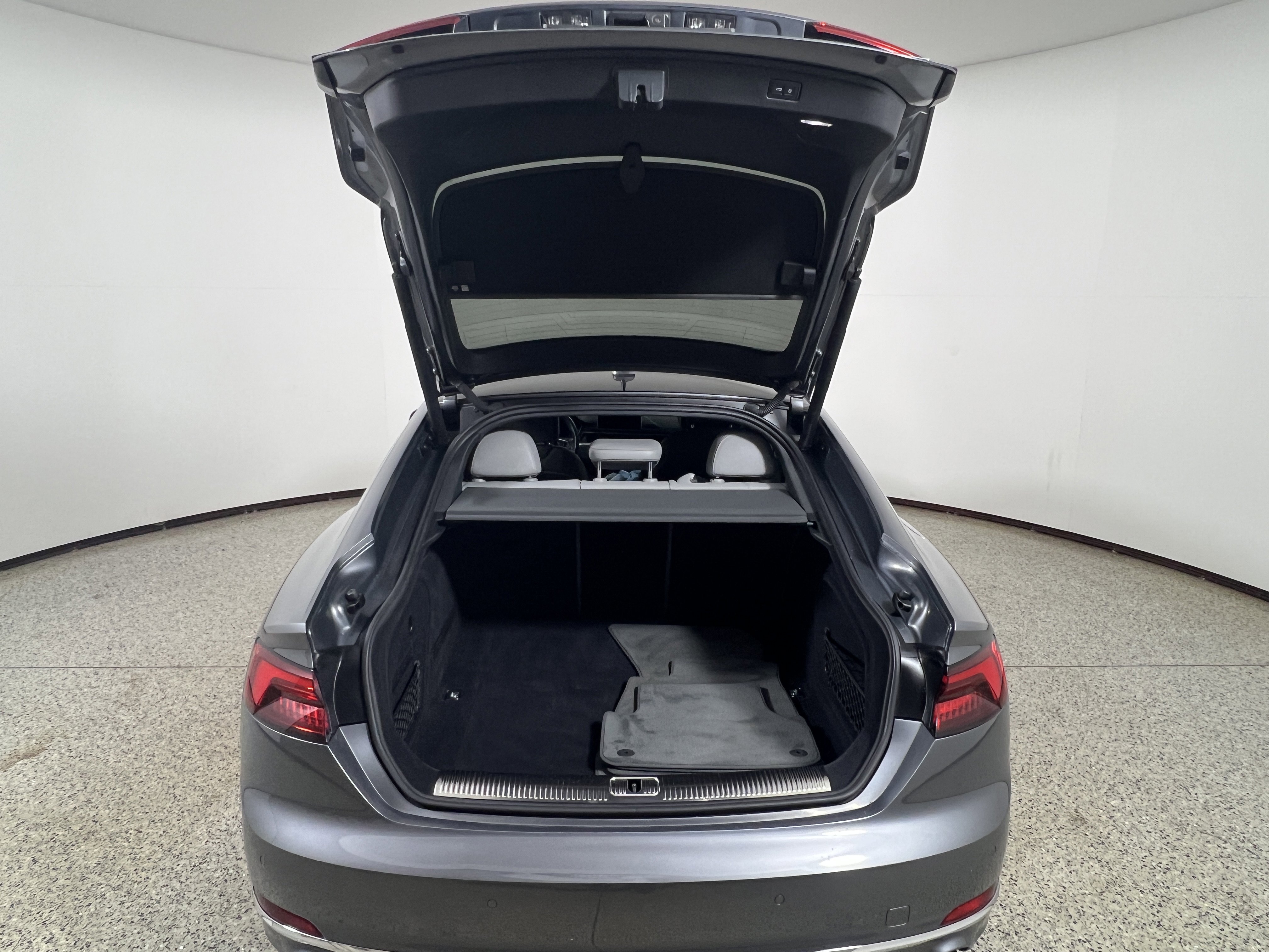 Used 2018 Audi A5 2.0T Premium Plus w/ Premium Plus AWD/4WD image 13